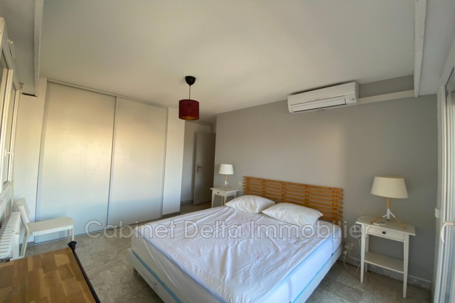 Appartement à louer à Sanary-sur-Mer — Vue sur la ville — photo 3