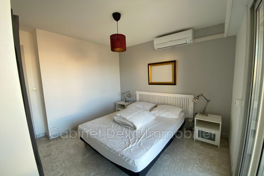 Appartement à louer à Sanary-sur-Mer — Vue sur la ville — photo 8