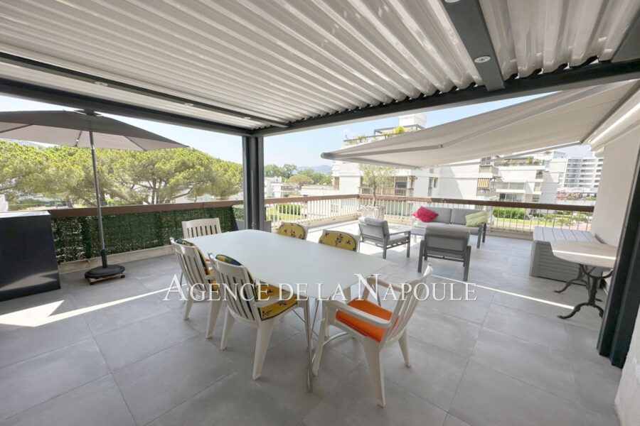 Appartement à vendre à Mandelieu-la-napoule
