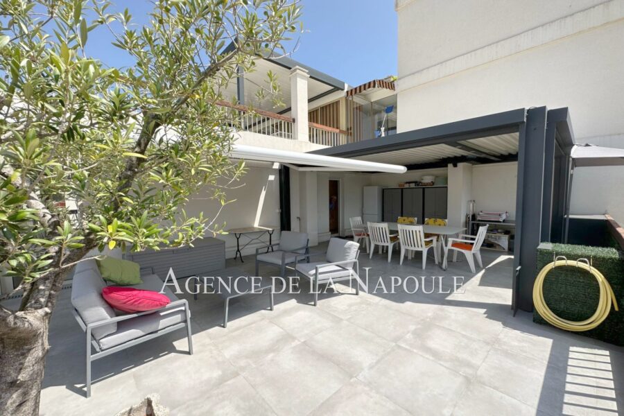 Appartement à vendre à Mandelieu-la-napoule