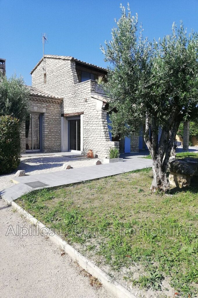 location saisonnière maison 4 Pièce(s) – 4 pièces – 3 chambres – 130.00 m²