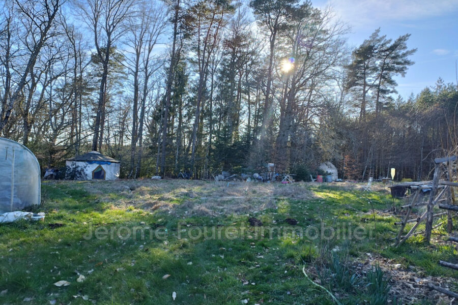 Terrain à vendre à Neuvic