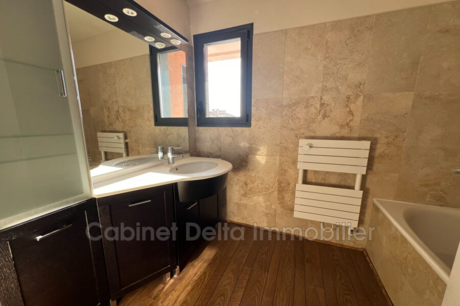 Appartement à louer à Sanary-sur-mer