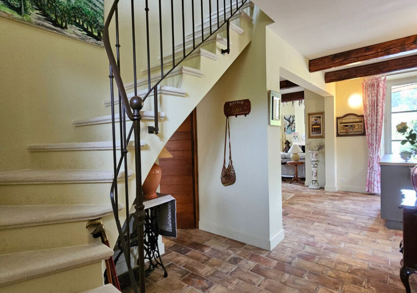 Maison à vendre à Eygalières — Vue montagne — photo 8