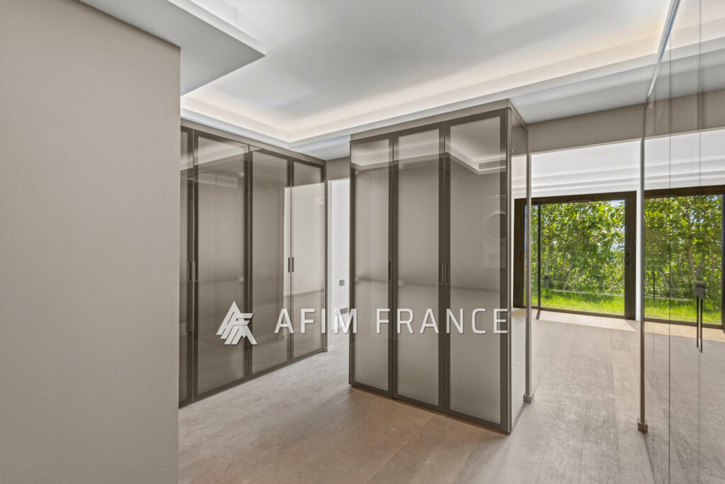 vente appartement 5 Pièce(s) – 5 pièces – 4 chambres – 183.00 m²