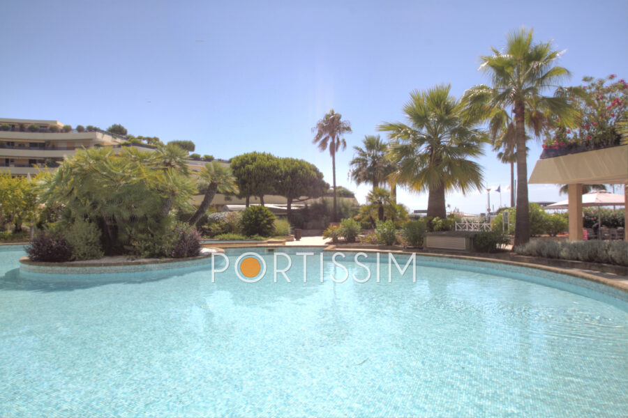 Appartement à vendre à Saint-Laurent-du-Var — Vue mer — photo 12