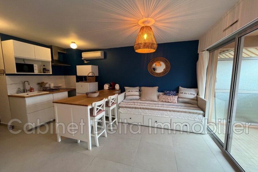 Appartement à louer à Sanary-sur-Mer — Vue sur la ville — photo 2