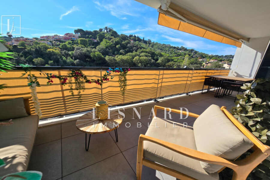 Appartement à vendre à Vallauris — Vue nature — photo 1