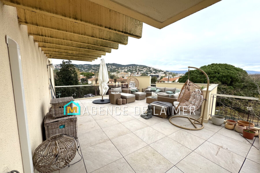 Appartement à vendre à Mandelieu-la-Napoule — Vue sur la ville — photo 19
