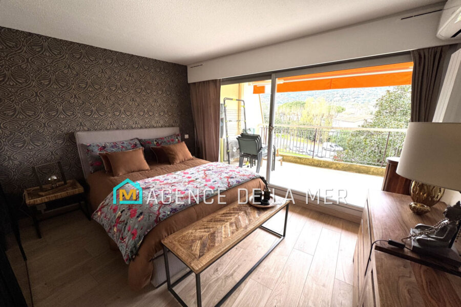 Appartement à vendre à Mandelieu-la-Napoule — Vue sur la ville — photo 18