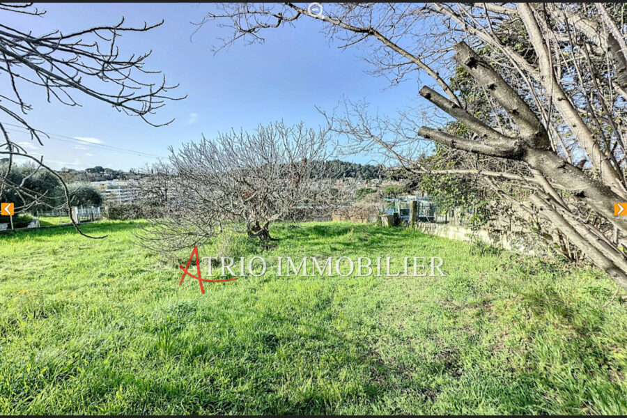Terrain à vendre à Cagnes-sur-mer