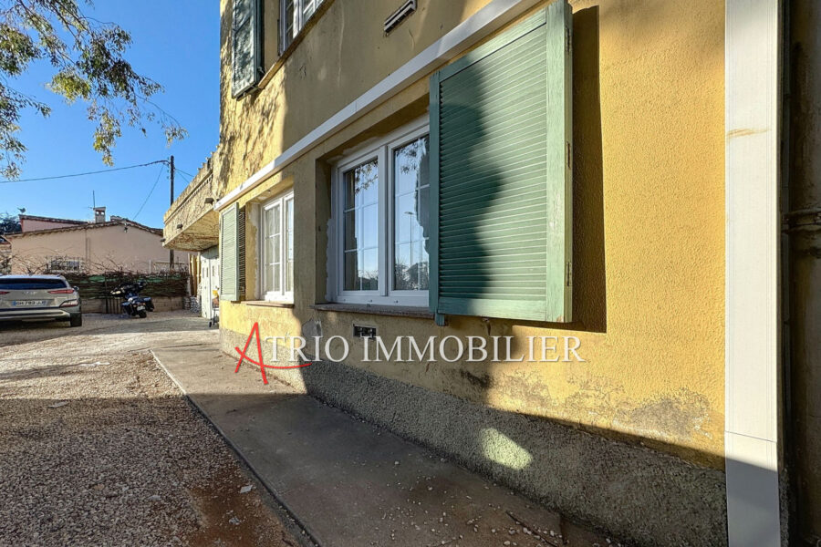 Appartement à vendre à Saint-laurent-du-var