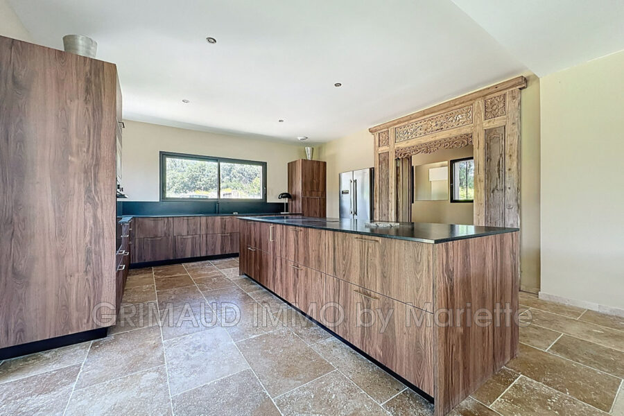 Maison à vendre à Grimaud
