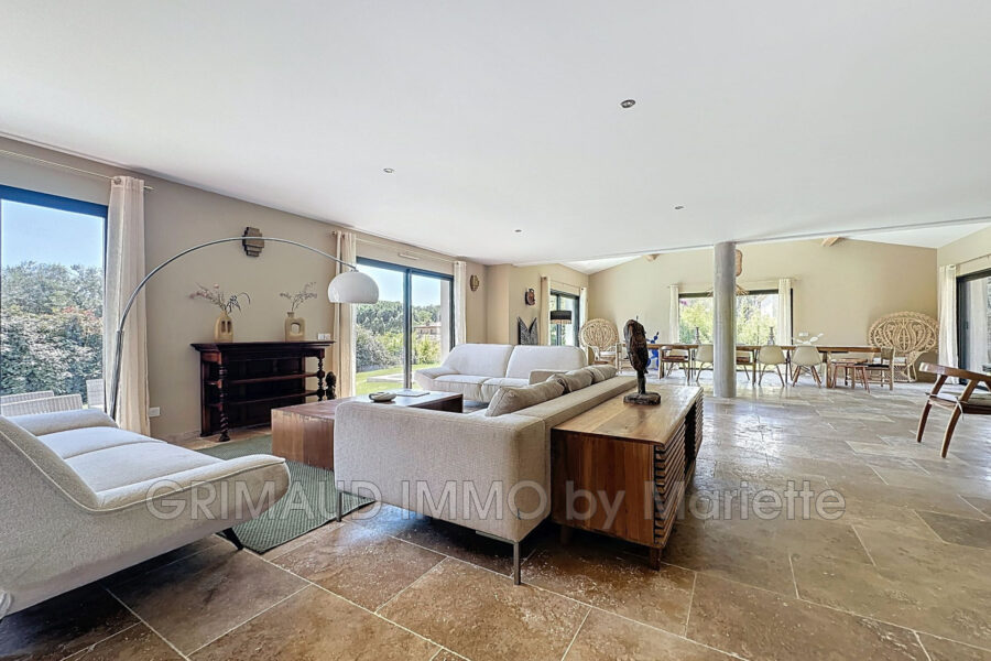 Maison à vendre à Grimaud