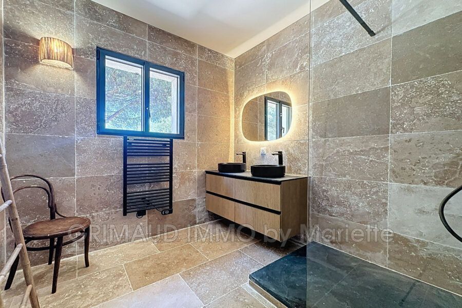 Maison à vendre à Grimaud