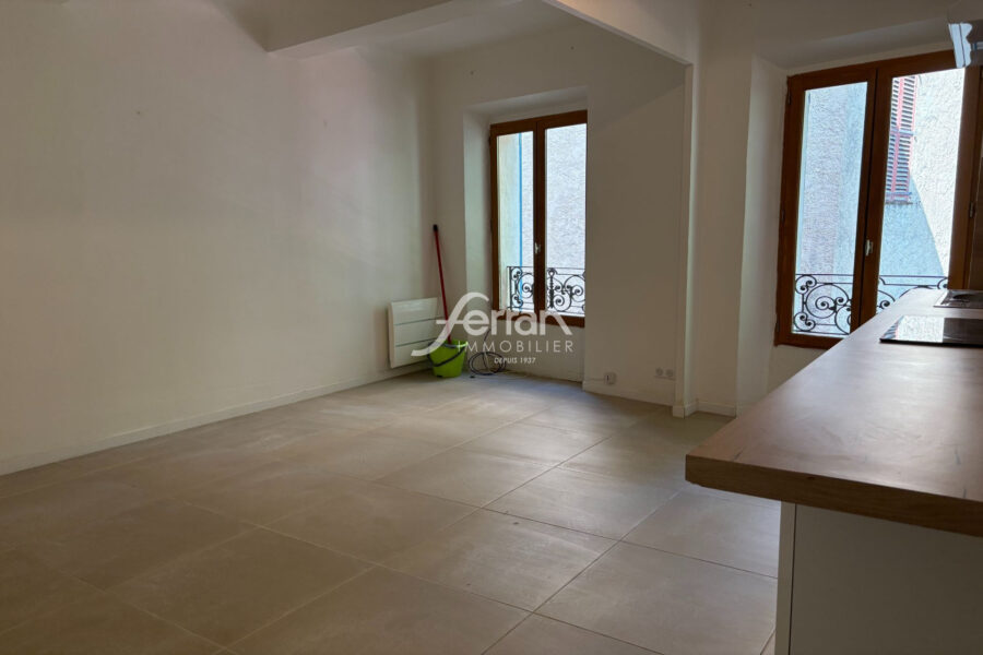 Appartement à louer à Salernes — Vue nature — photo 4