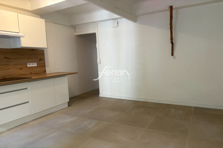 Appartement à louer à Salernes — Vue nature — photo 3