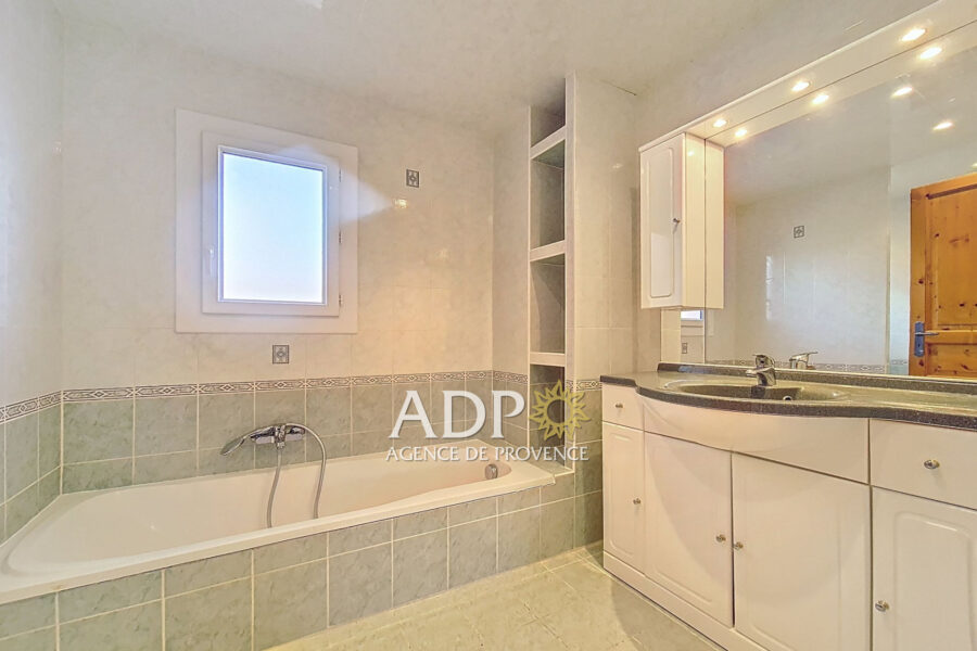 Appartement à vendre à Saint-cézaire-sur-siagne