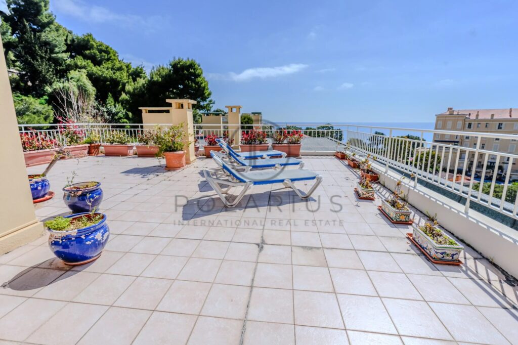 Penthouse hors marché | Cap d’Ail | Vues exceptionnelles sur la mer – 4 pièces – 2 chambres – 95 m²