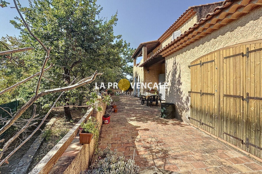 Maison à vendre à Puyloubier — Vue nature — photo 19