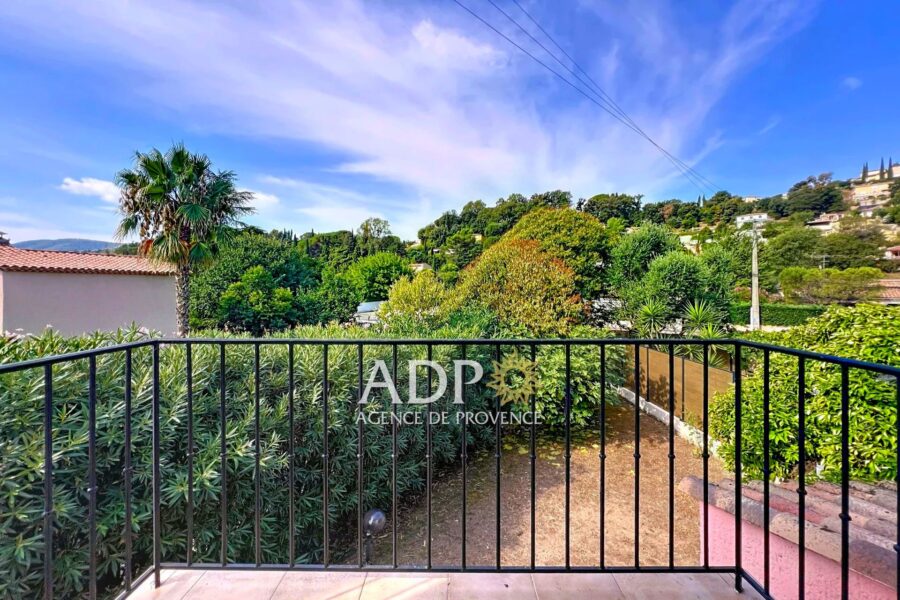 Maison à vendre à Auribeau-sur-siagne