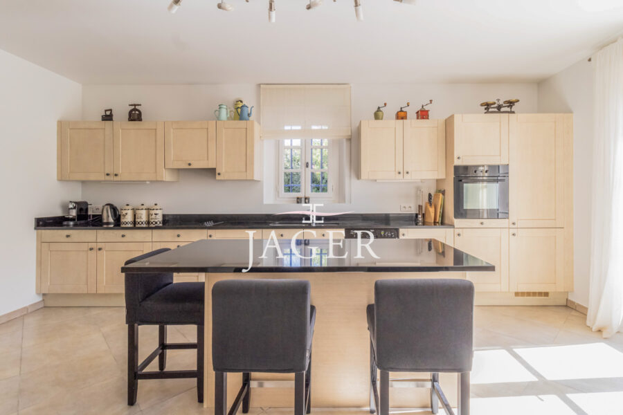 Maison à vendre à Grimaud — Vue mer — photo 9