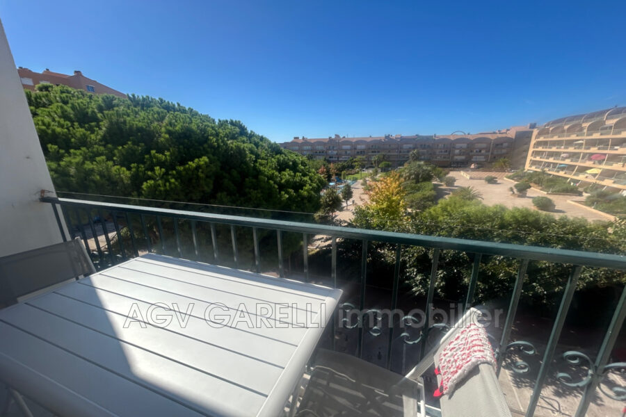 Appartement à vendre à Hyères — Vue marina & port — photo 5