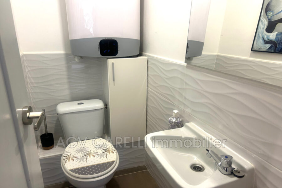 Appartement à vendre à Hyères — Vue marina & port — photo 13