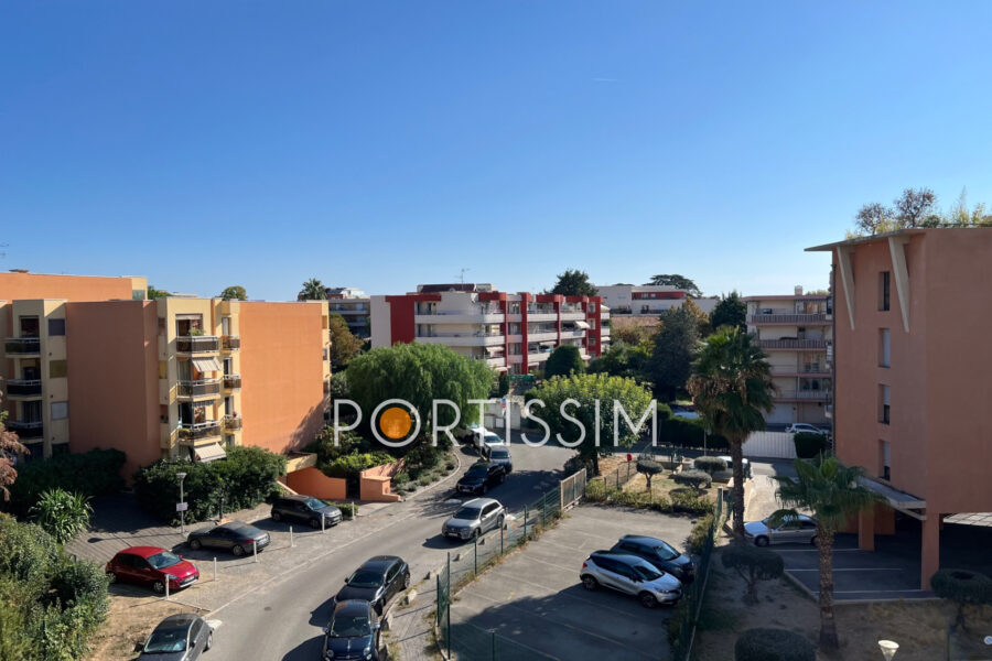 Appartement à vendre à Cagnes-sur-mer — Vue sur la ville — photo 17
