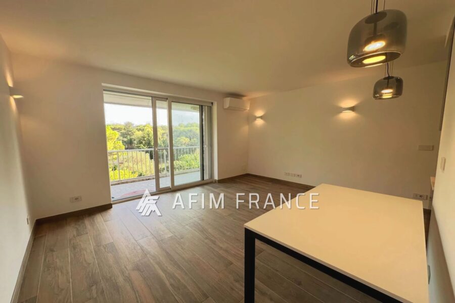 Appartement à vendre à Roquebrune-Cap-Martin — Vue parc & jardin — photo 3