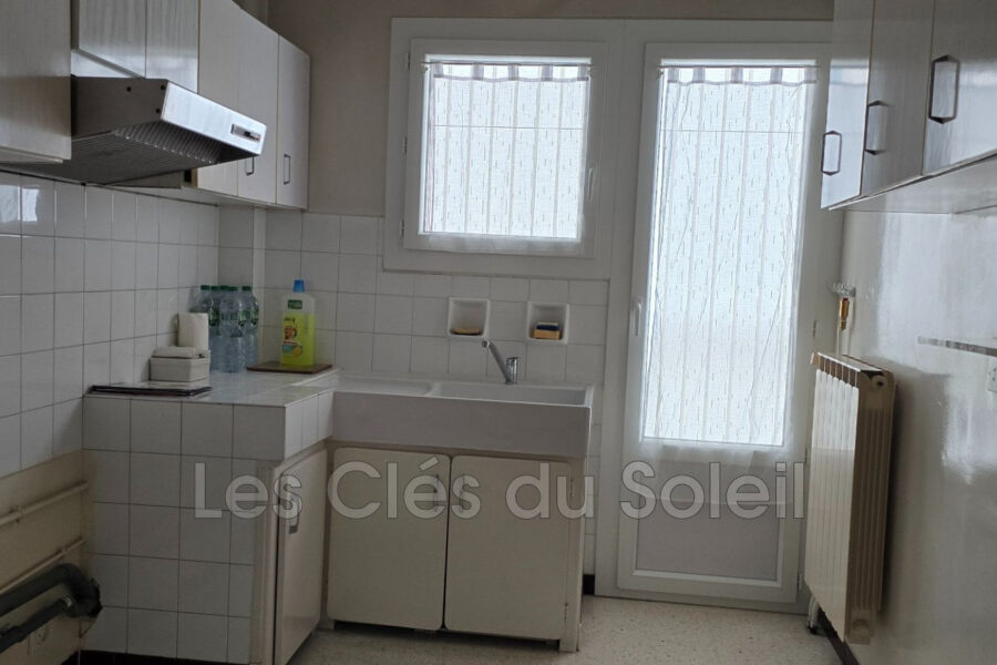 Appartement à vendre à La Valette-du-Var — Vue mer — photo 5