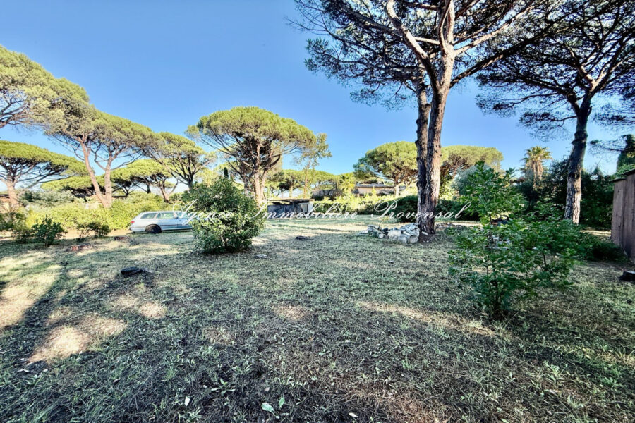 Terrain à vendre à Sainte-maxime