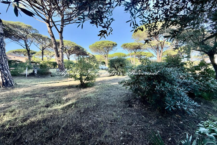 Terrain à vendre à Sainte-maxime