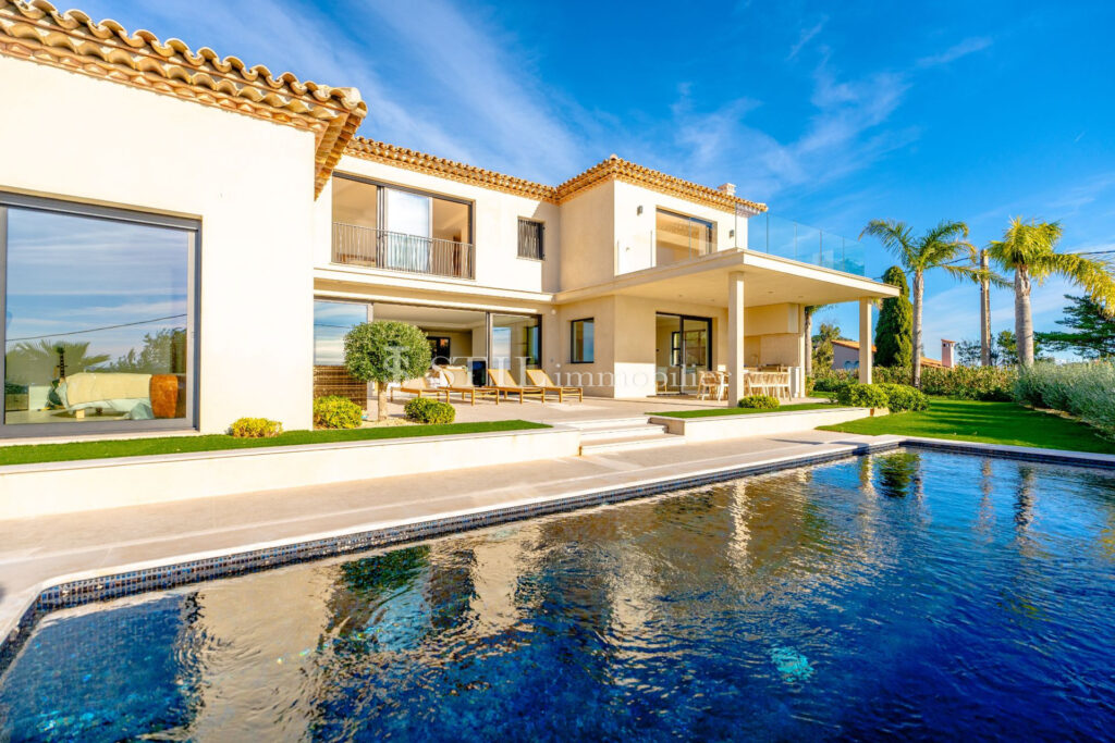 vente villa 7 Pièce(s) – 7 pièces – 5 chambres – 330.00 m²