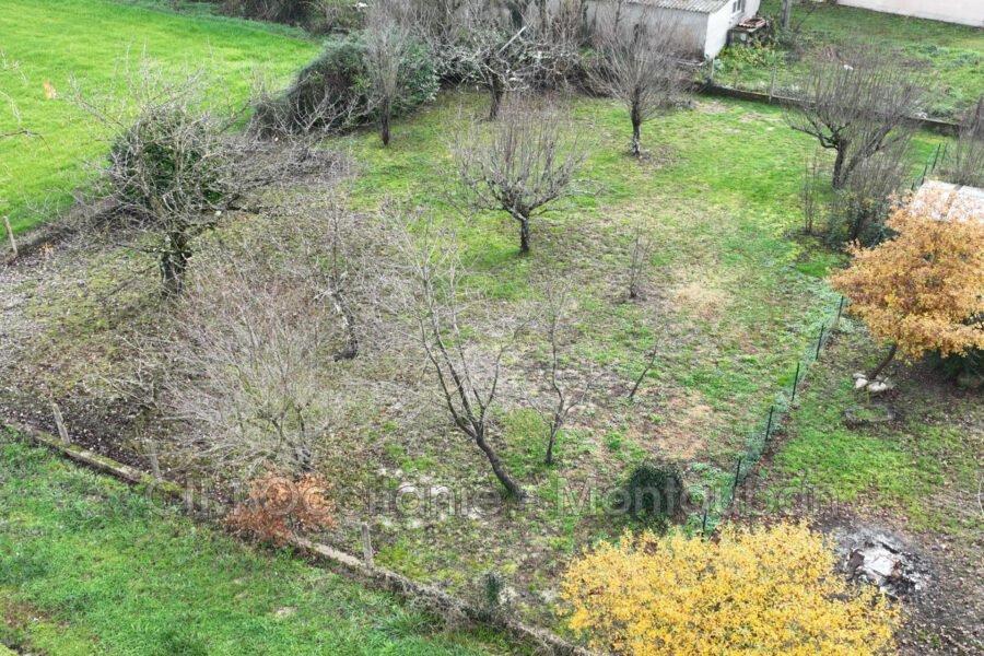 Terrain à vendre à Saint-Étienne-de-tulmont