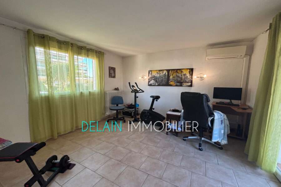 Maison à vendre à Saint-laurent-du-var