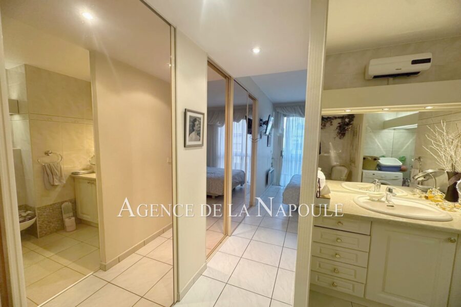 Appartement à vendre à Mandelieu-la-Napoule — Vue mer — photo 17
