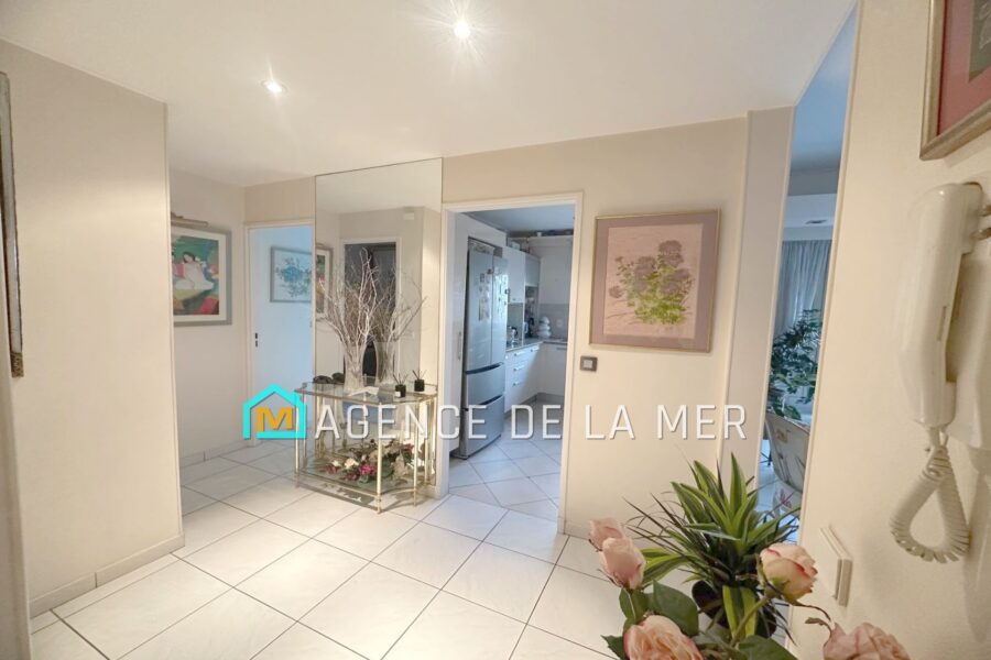 Appartement à vendre à Mandelieu-la-napoule