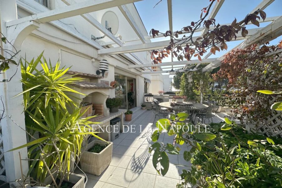 Appartement à vendre à Mandelieu-la-Napoule — Vue mer — photo 7