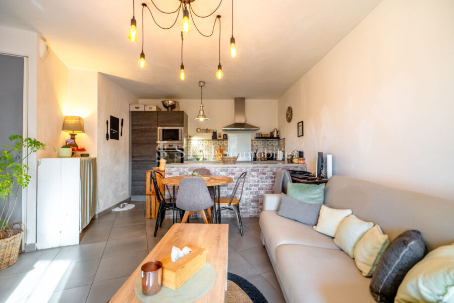 Appartement à vendre à Sainte-Maxime — Vue nature — photo 3