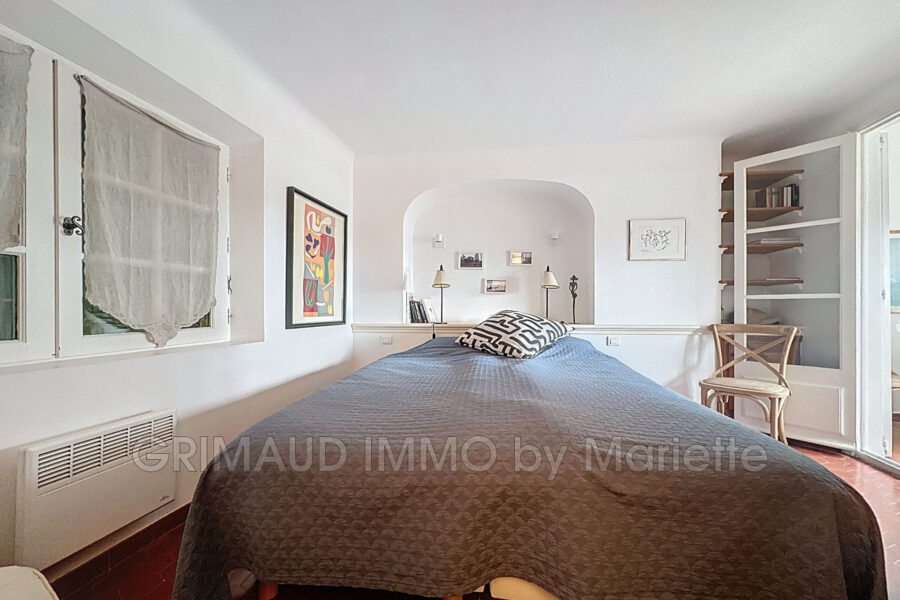 Maison à vendre à Grimaud — Vue mer — photo 9