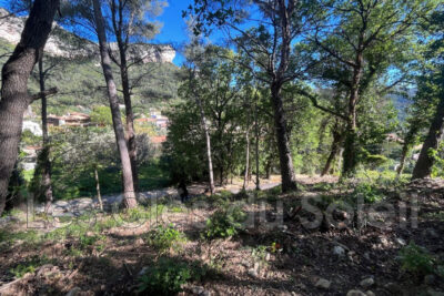 Terrain à vendre à Le revest-les-eaux