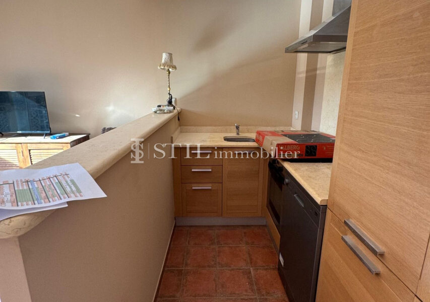 Appartement à vendre à Sainte-Maxime — Vue nature — photo 4