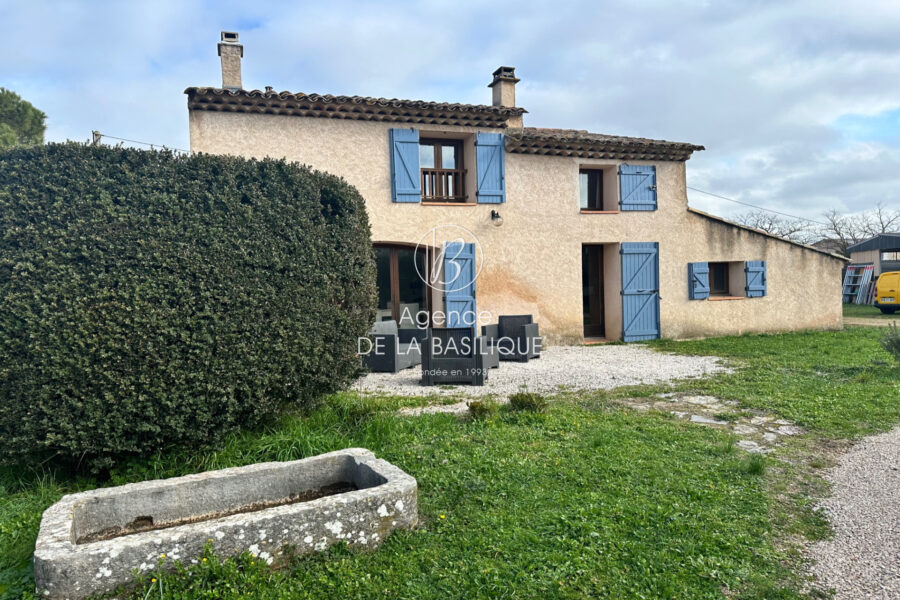 Maison à vendre à Saint-maximin-la-sainte-baume