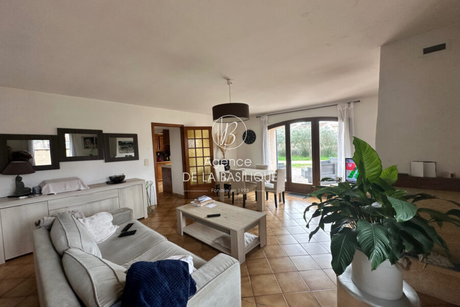 Maison à vendre à Saint-maximin-la-sainte-baume