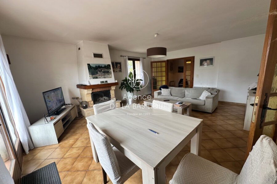 Maison à vendre à Saint-maximin-la-sainte-baume