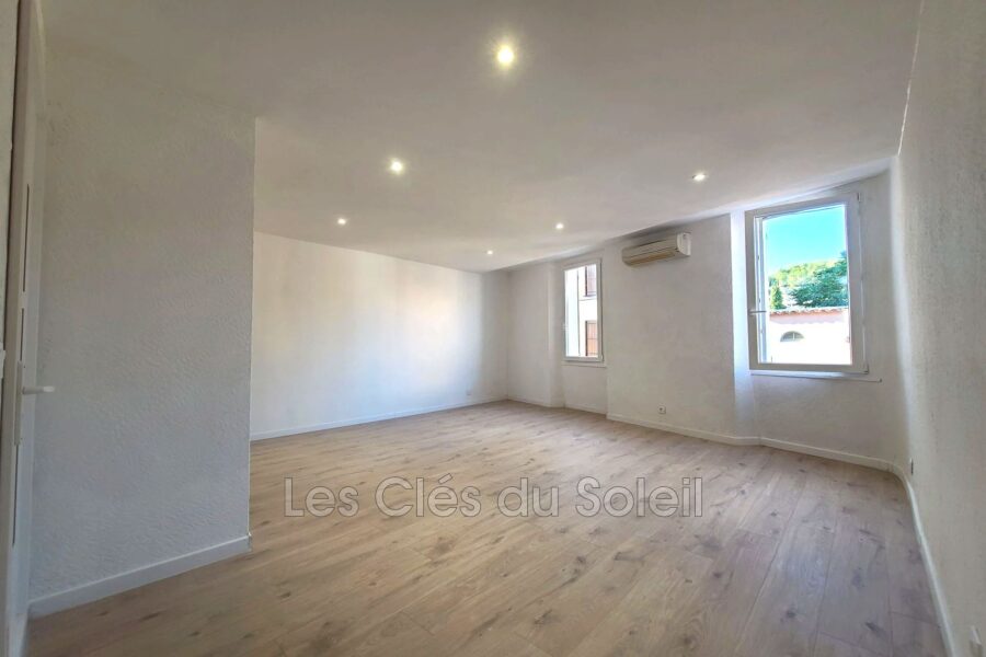 Appartement à vendre à Cuers