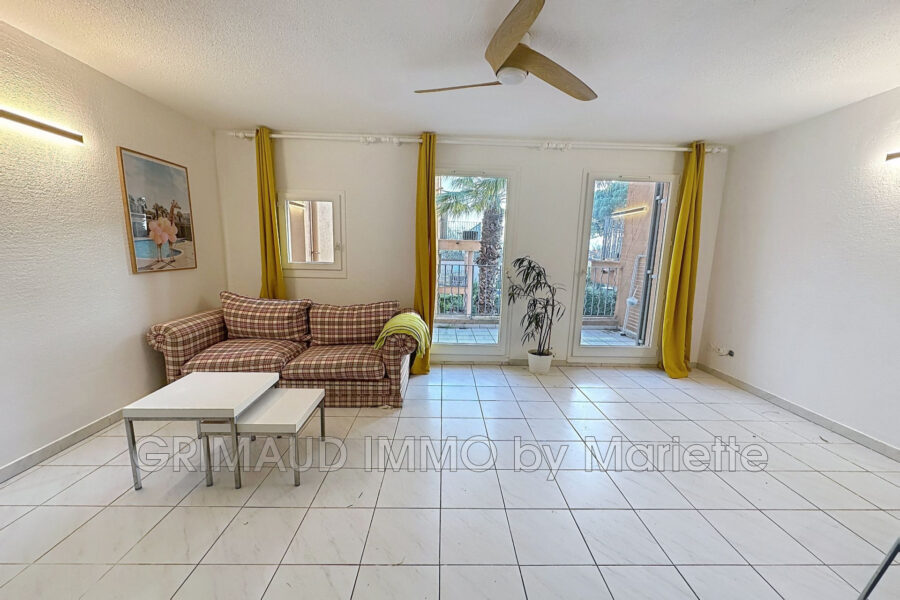 Appartement à vendre à Grimaud