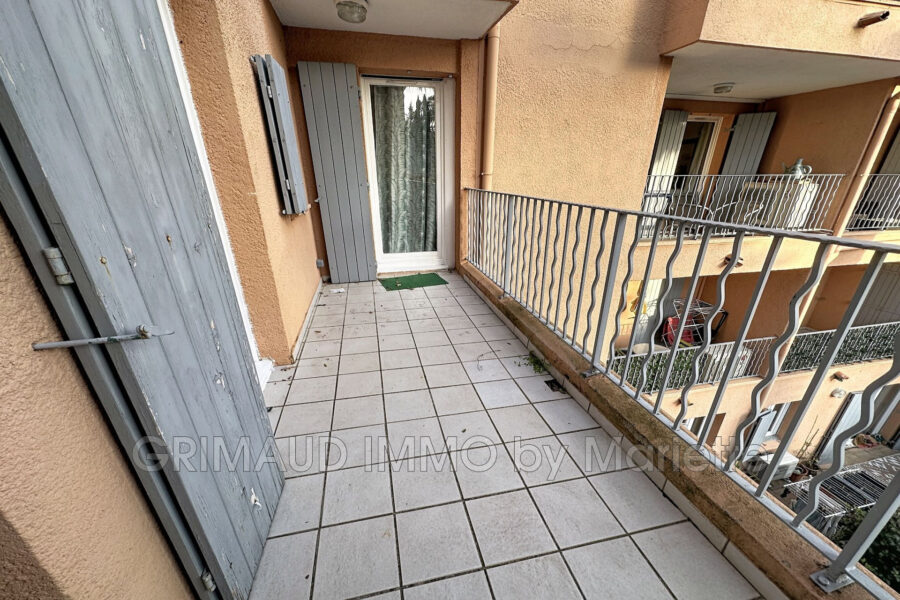 Appartement à vendre à Grimaud