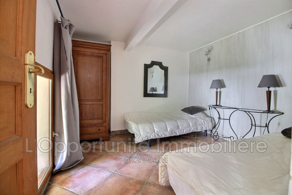 vente maison 8 Pièce(s) – 8 pièces – 6 chambres – 210.00 m²